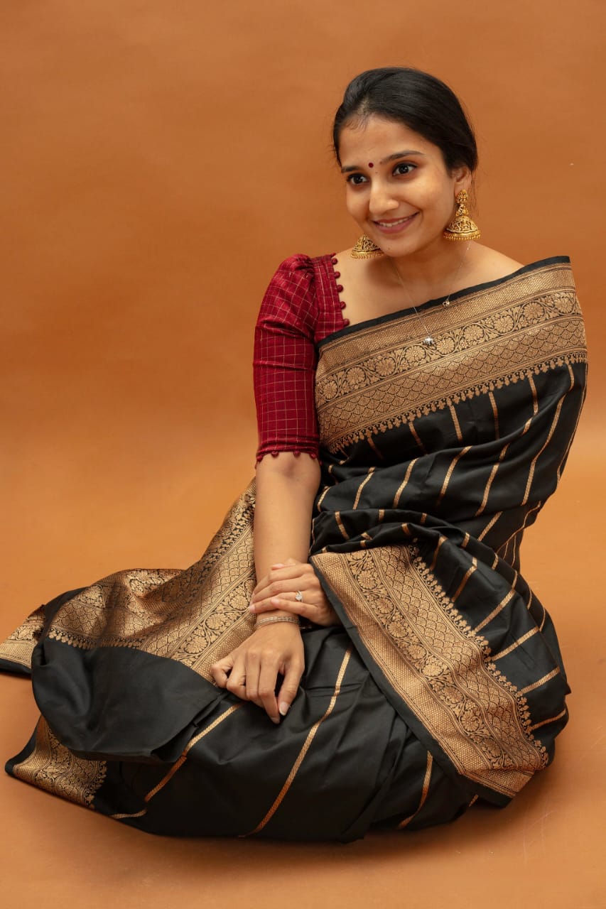 Women Black Silk Golden Zari Weaving Saree