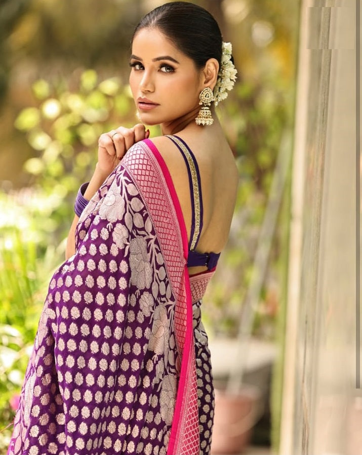 Women Purple Silk Floral Saree