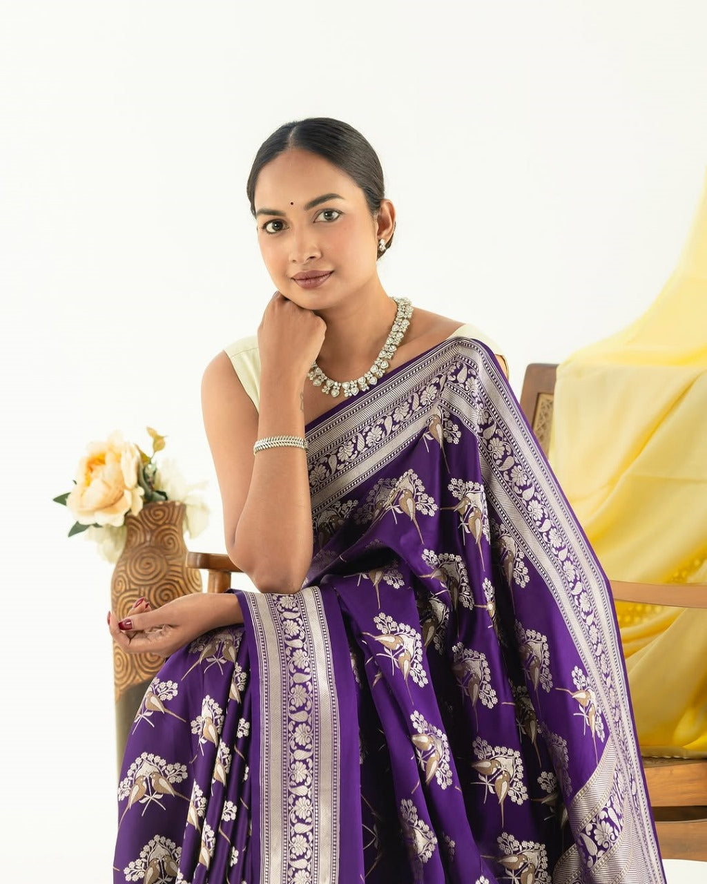 Women Purple Silk With Zari Weaving Saree