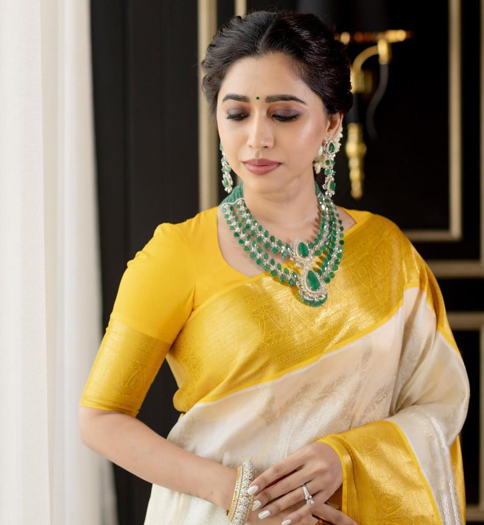 Women Beige And Mustard Soft Silk Saree