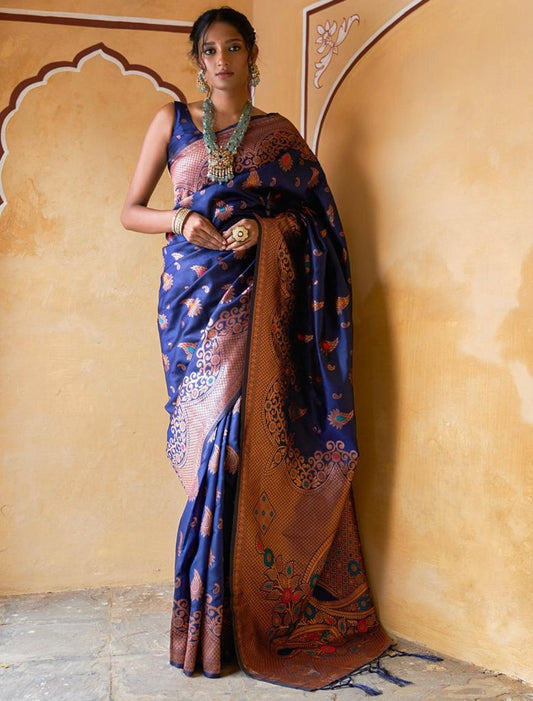 Women Navy Blue Silk Saree