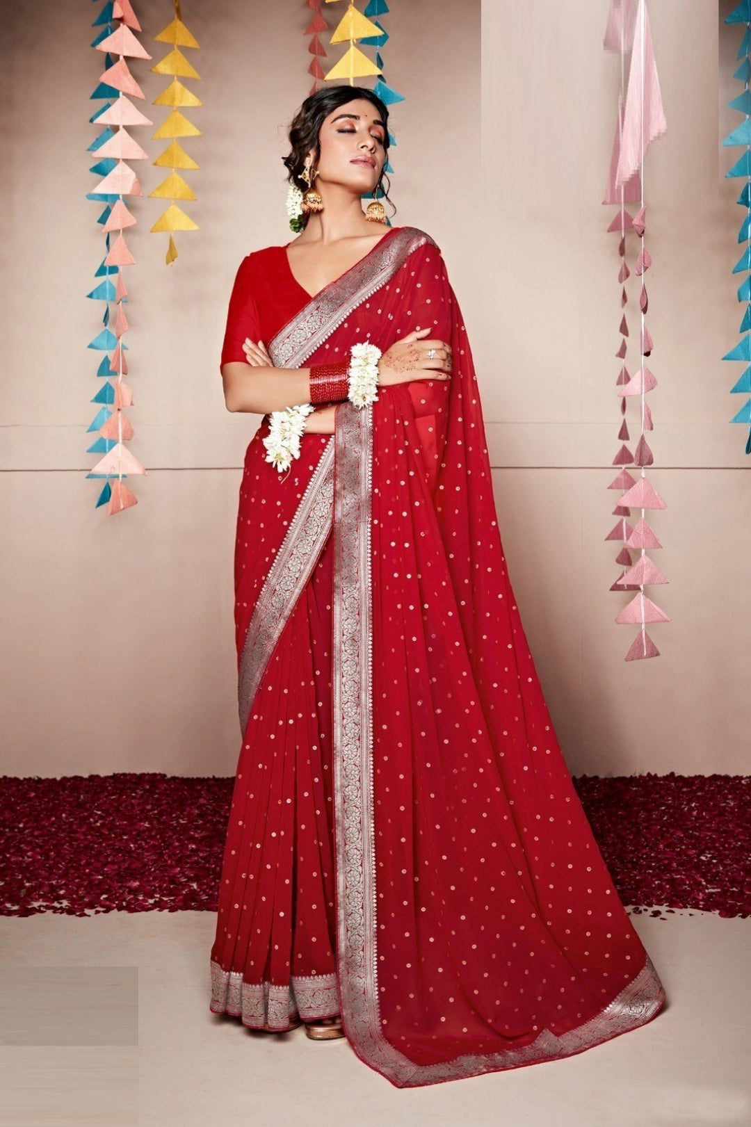 Women Maroon Georgette Weightless Solid Saree