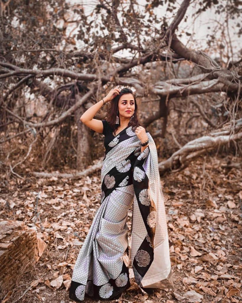 Women Black And White Banarasi Soft Silk Saree