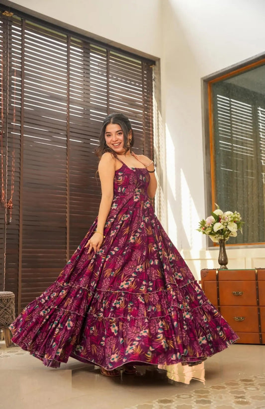 Women Burgundy Georgette Floor Length Gown