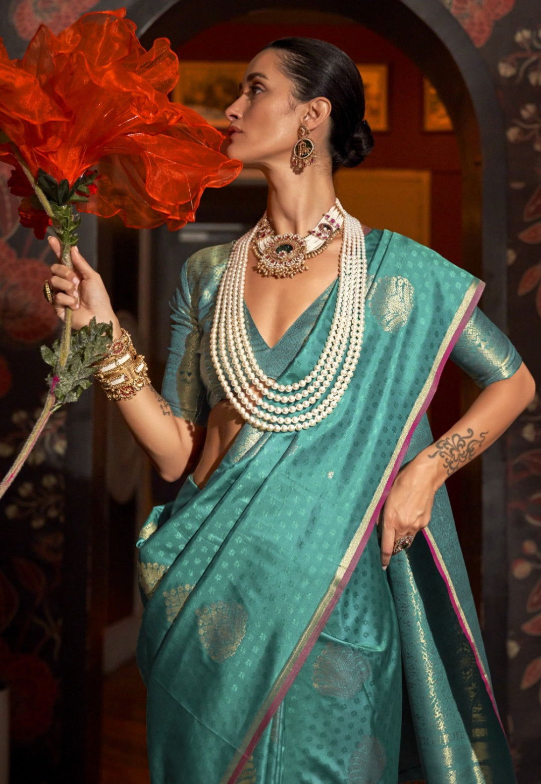 Spectacular Teal Weaving Silk Handloom Saree