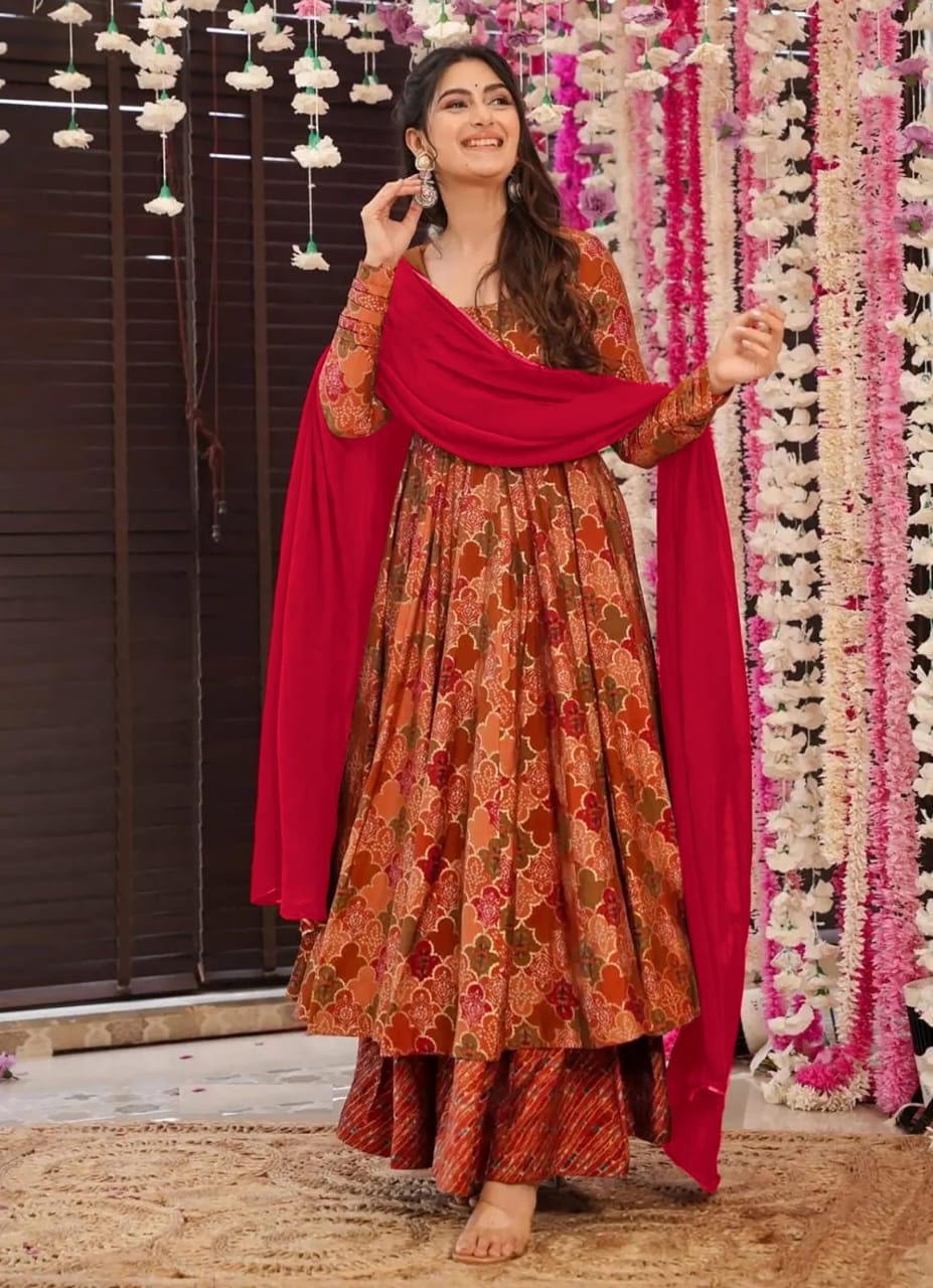 Women Red Muslin With Digital Print Anarkali Suit Set