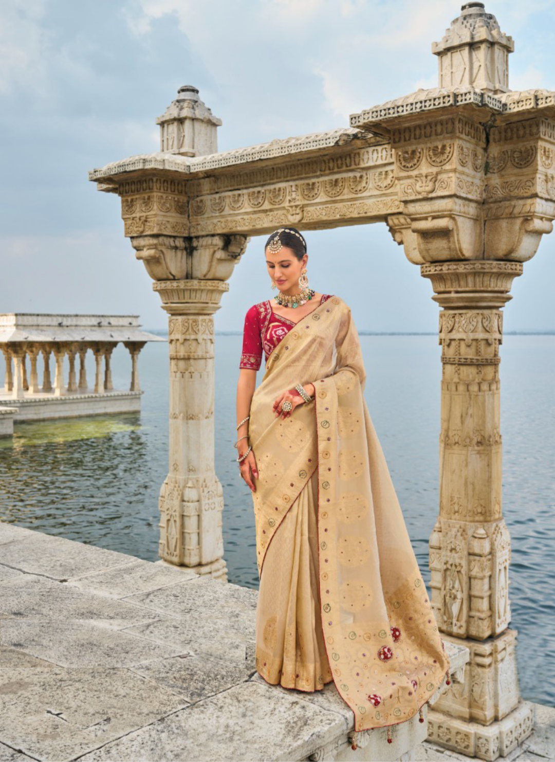 Elegant Peach And Maroon Pure Kanjivaram Pure Saree With Jardoshi, Cut-Dana & Moti Heavy Work Boutique Style Saree