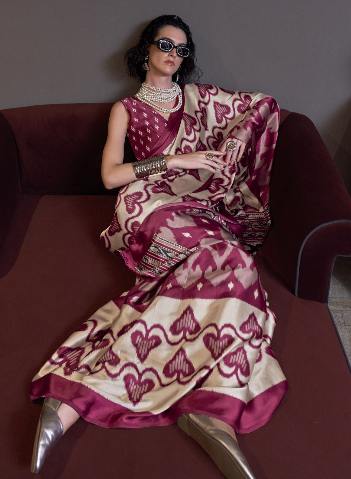 Exquisit Burgundy And Cream Satin Crape Carnival Saree