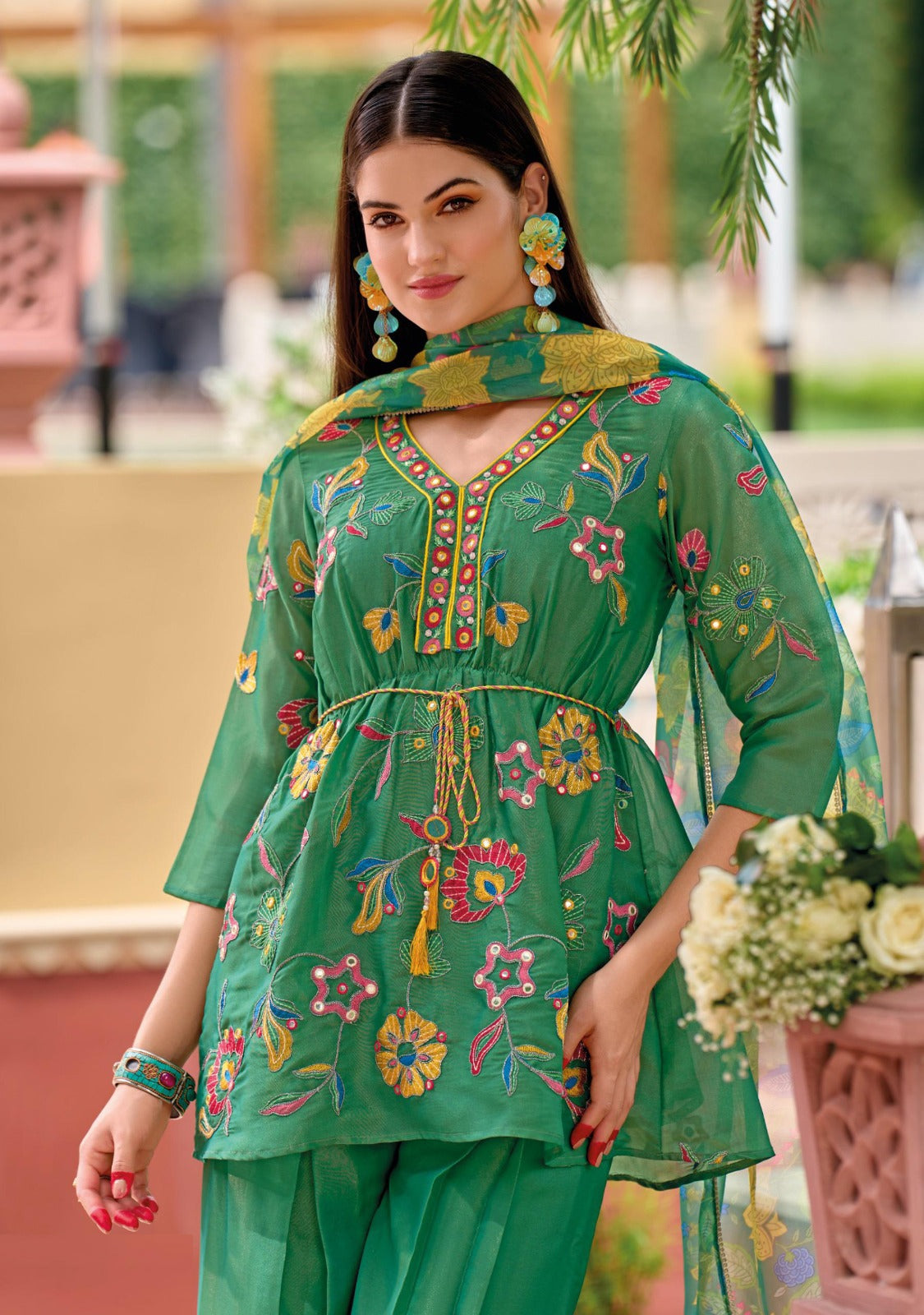Women Green Viscose Simmer Pant Suit Set