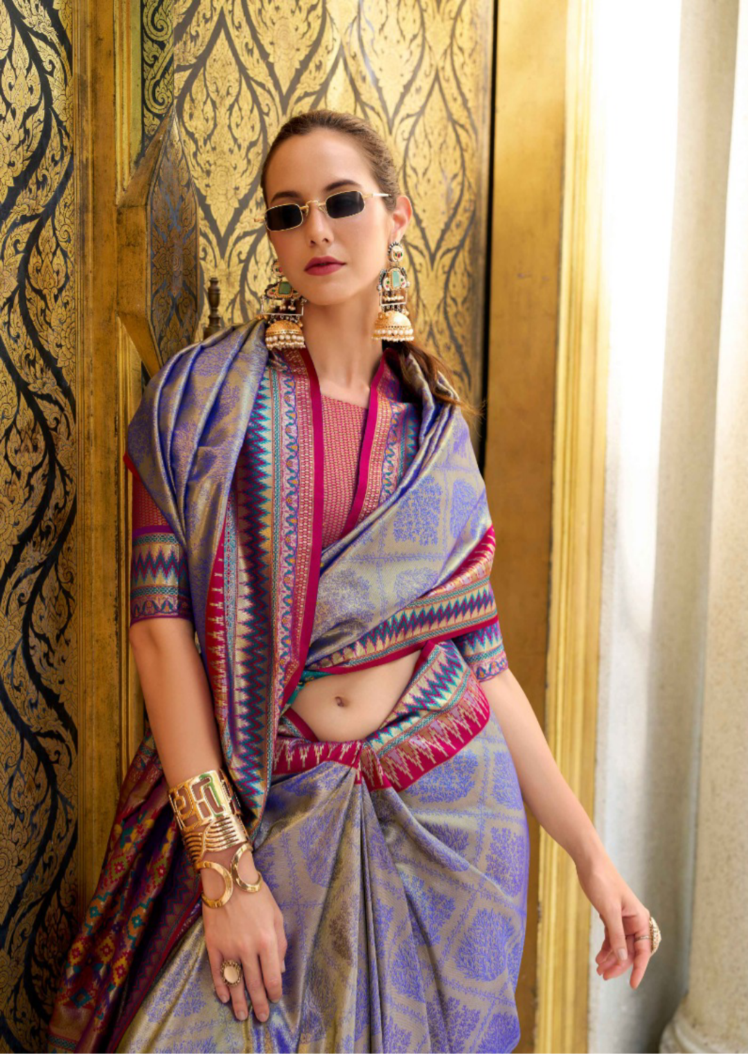 Women Blue Tissue Silk Saree