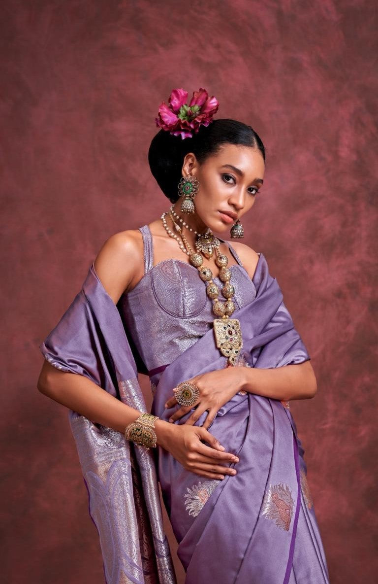Women Purple Handloom Weaving Jari Silk Saree