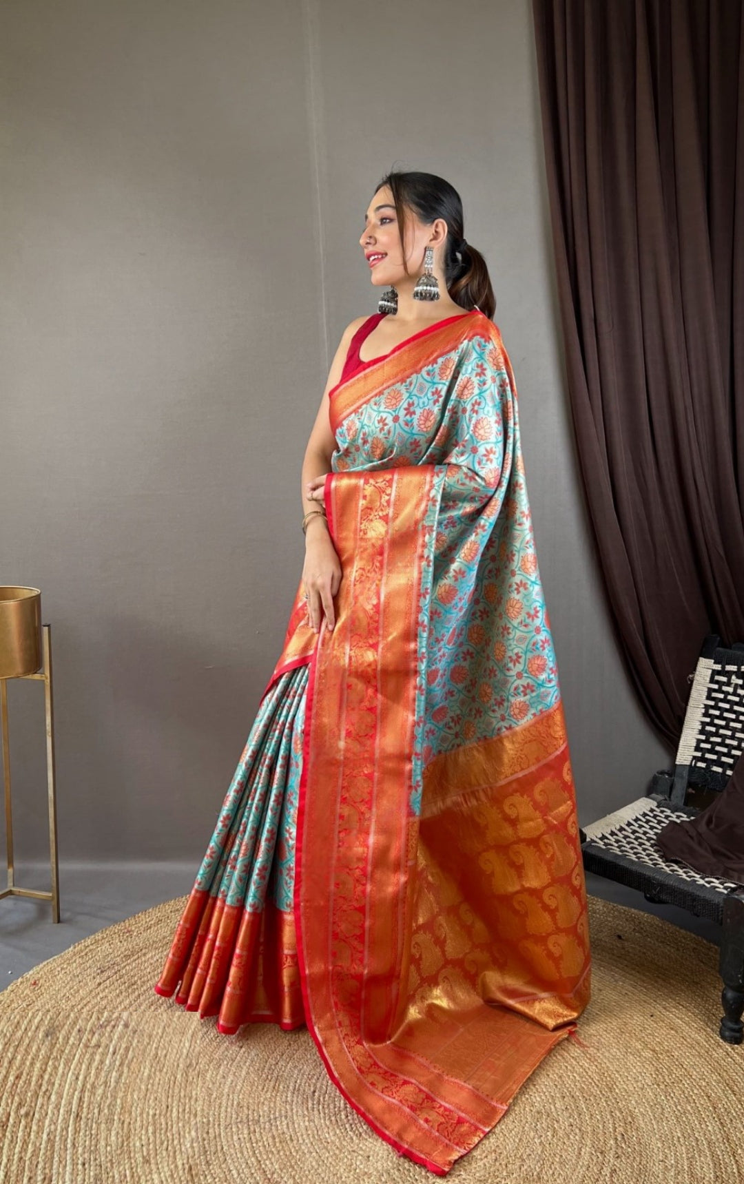 Women Blue And Red Kanjivaram Silk  Saree