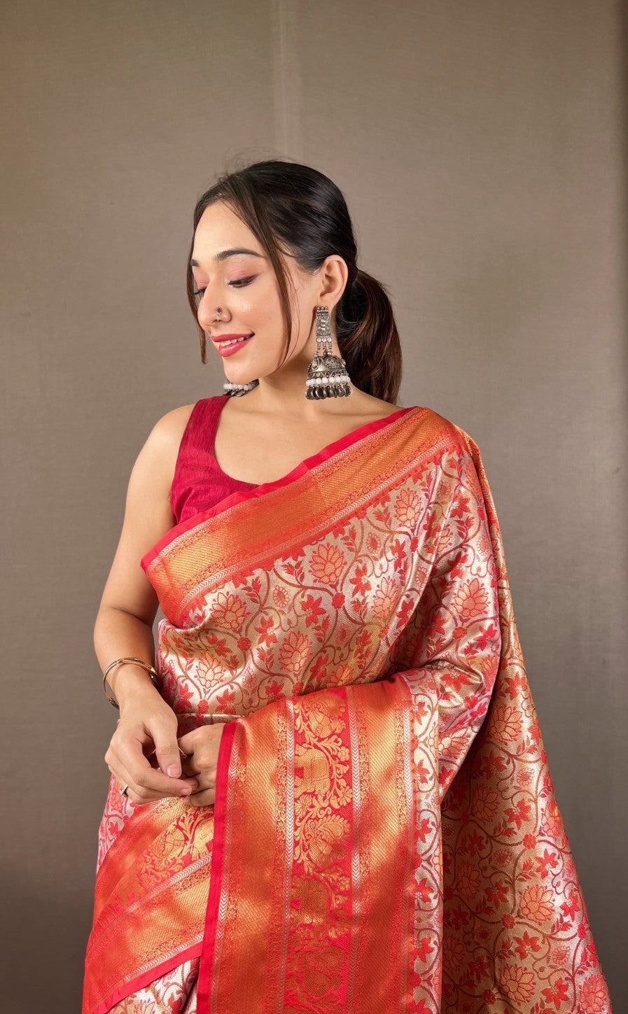 Women Red Kanjivaram Silk  Saree