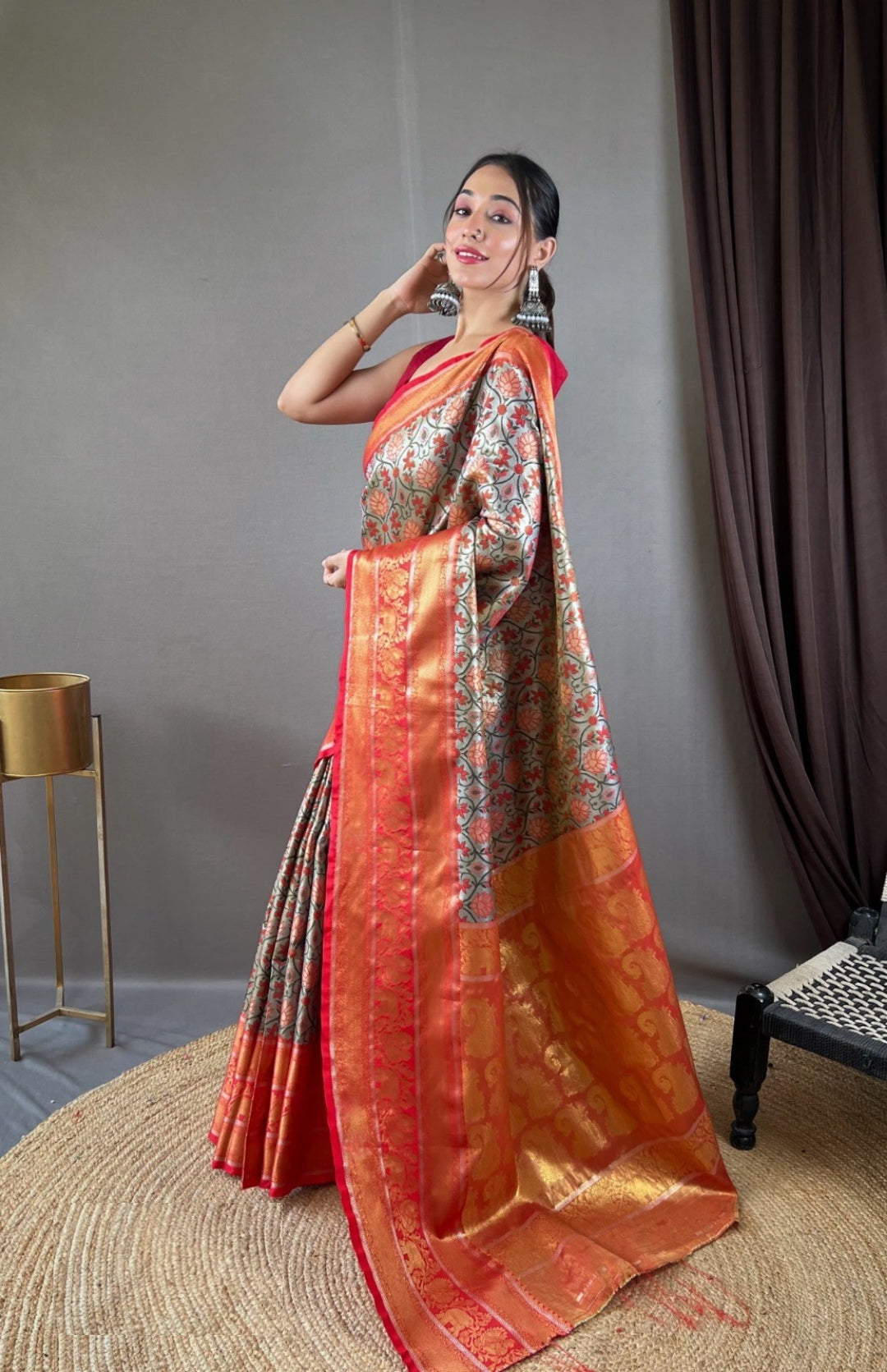 Women Green And Red Kanjivaram Silk  Saree