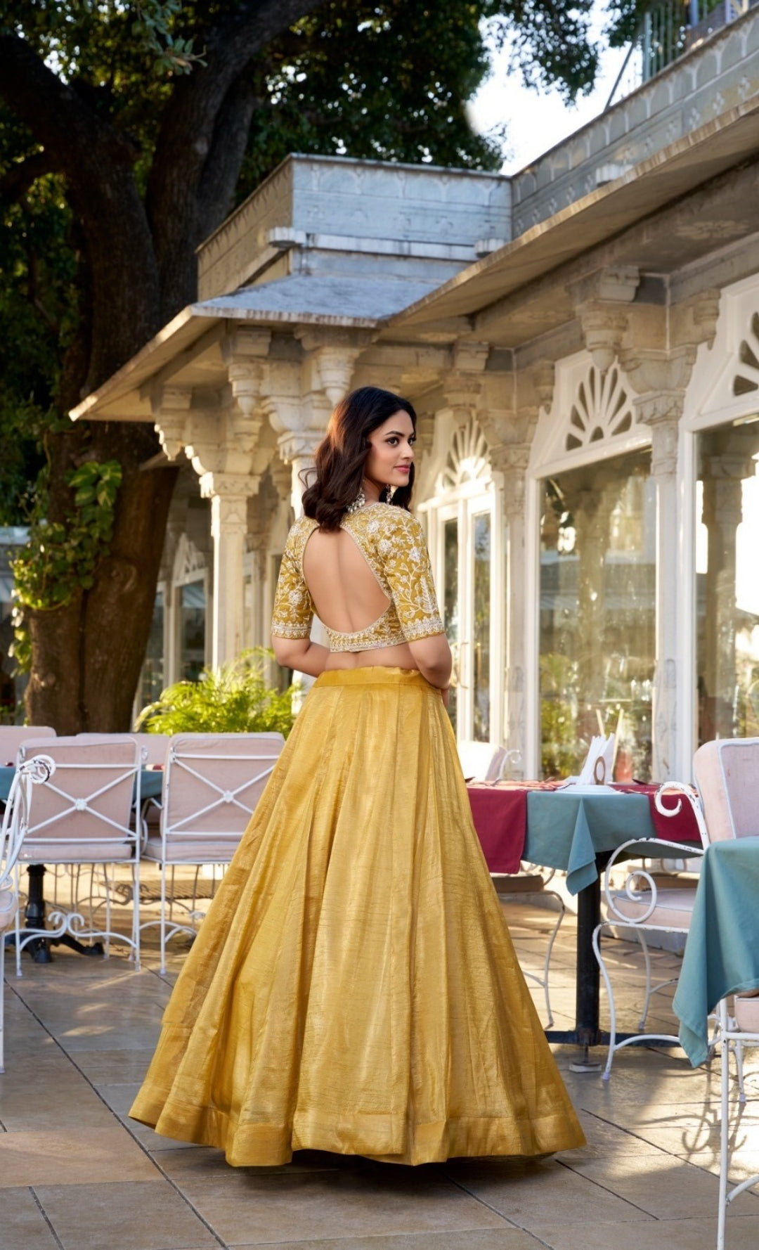 Sculpted Gold Goldie Silk Reception Lehenga