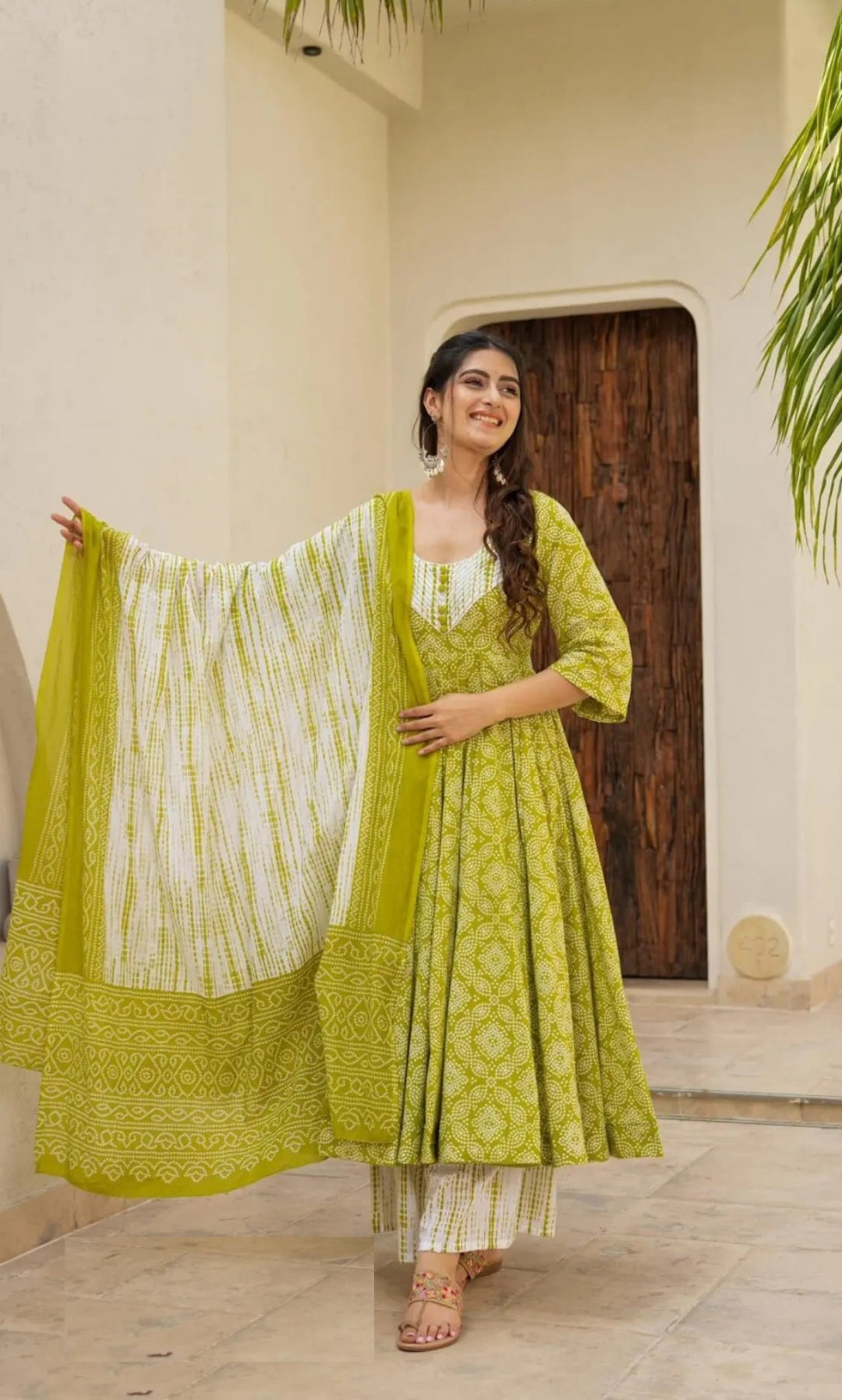 Women Green Muslin Anarkali Suit Set