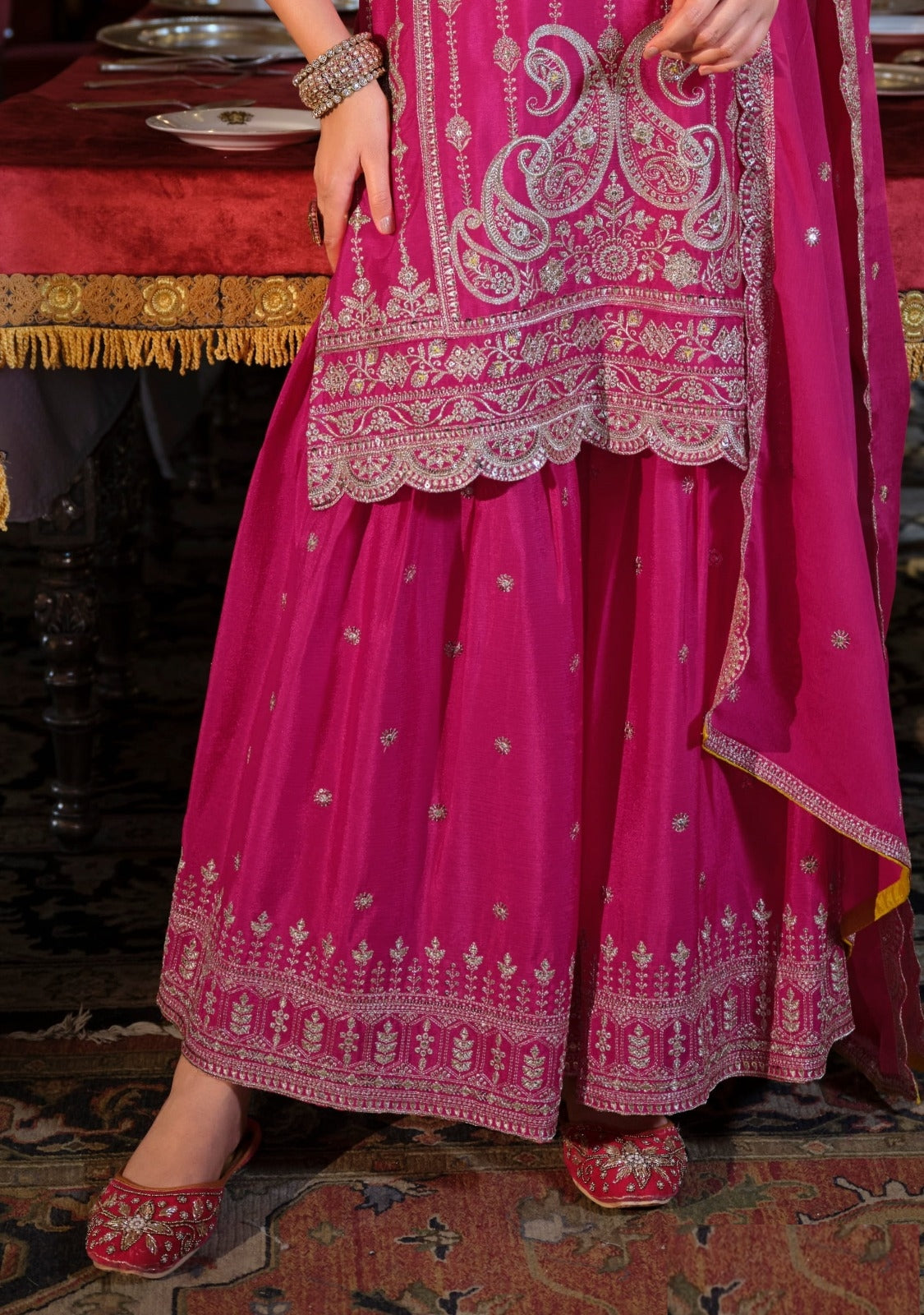 Understated Pink Heavy Chinon Pant Bottom Suit Set