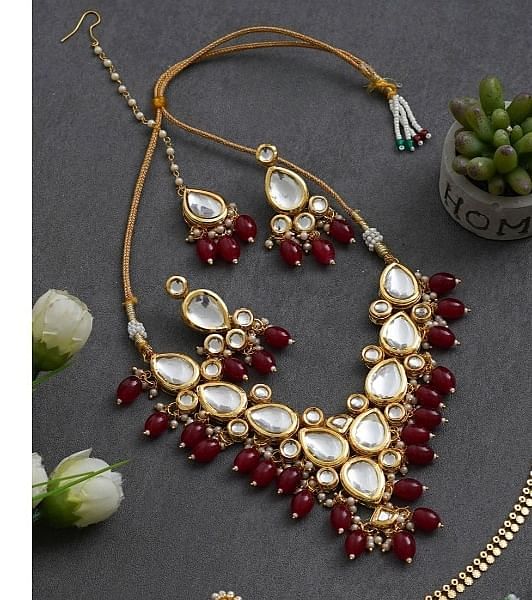 Elegant Kundan and Ruby Drop Necklace Set