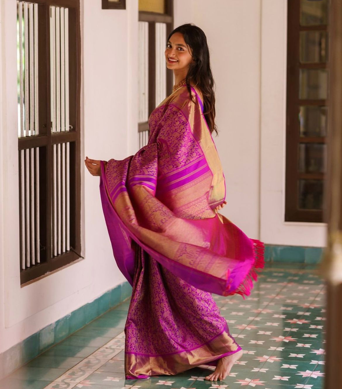 Polished Pink Silk Saree