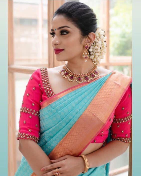 Women Blue And Pink Kanjivaram Soft Silk   Saree