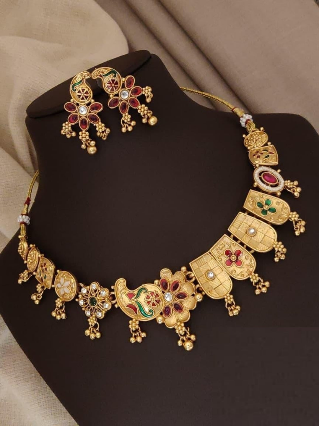 Traditional Antique Gold Plated Choker Jewelry Set For Women