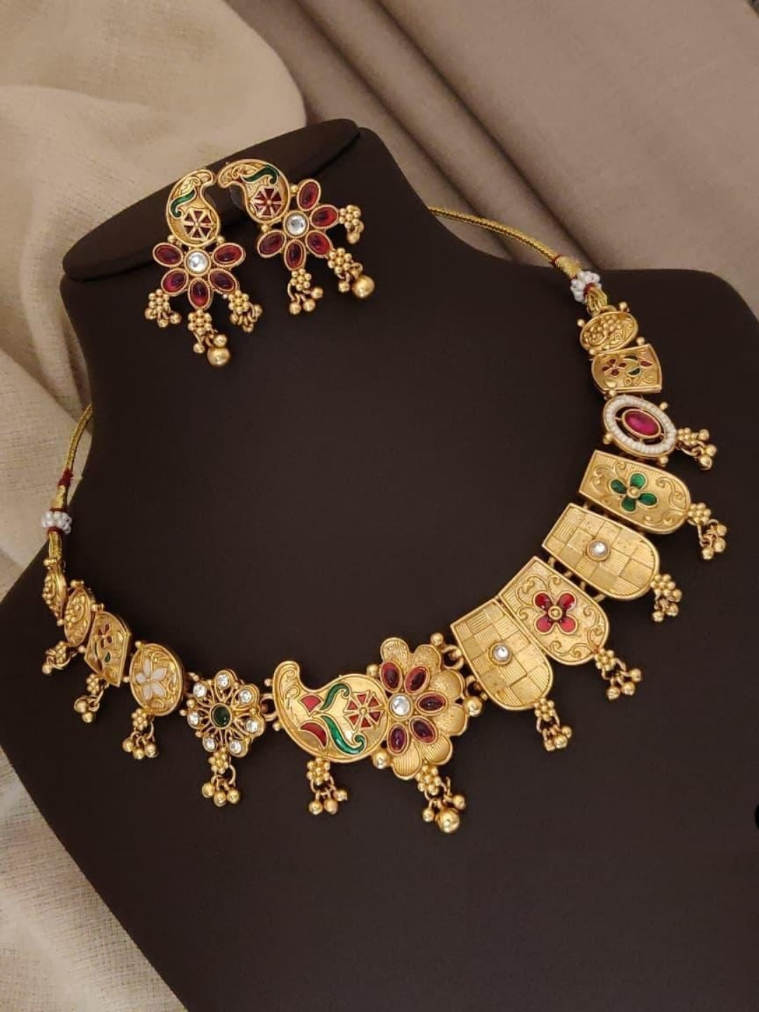 Vintage Vibes Antique Gold Plated Choker Jewelry Set For Women