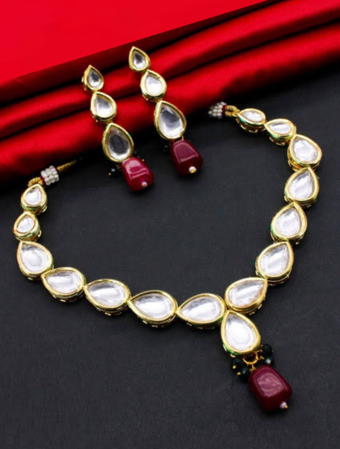 Elegant Stone Necklace Set