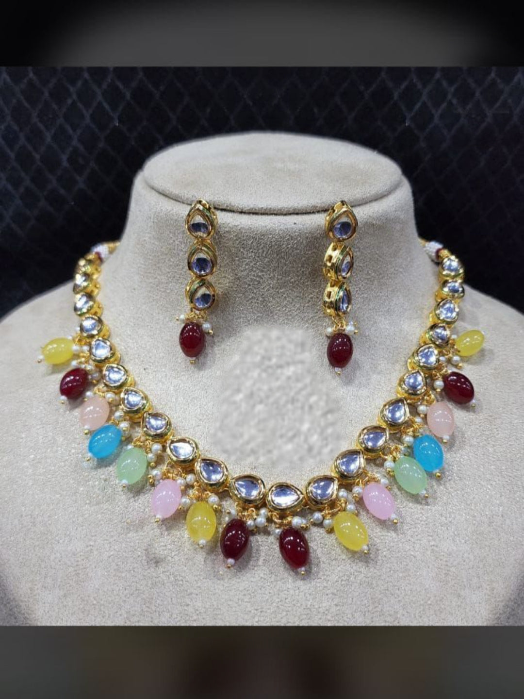 Elegant Multicolor Stone Studded Necklace Set