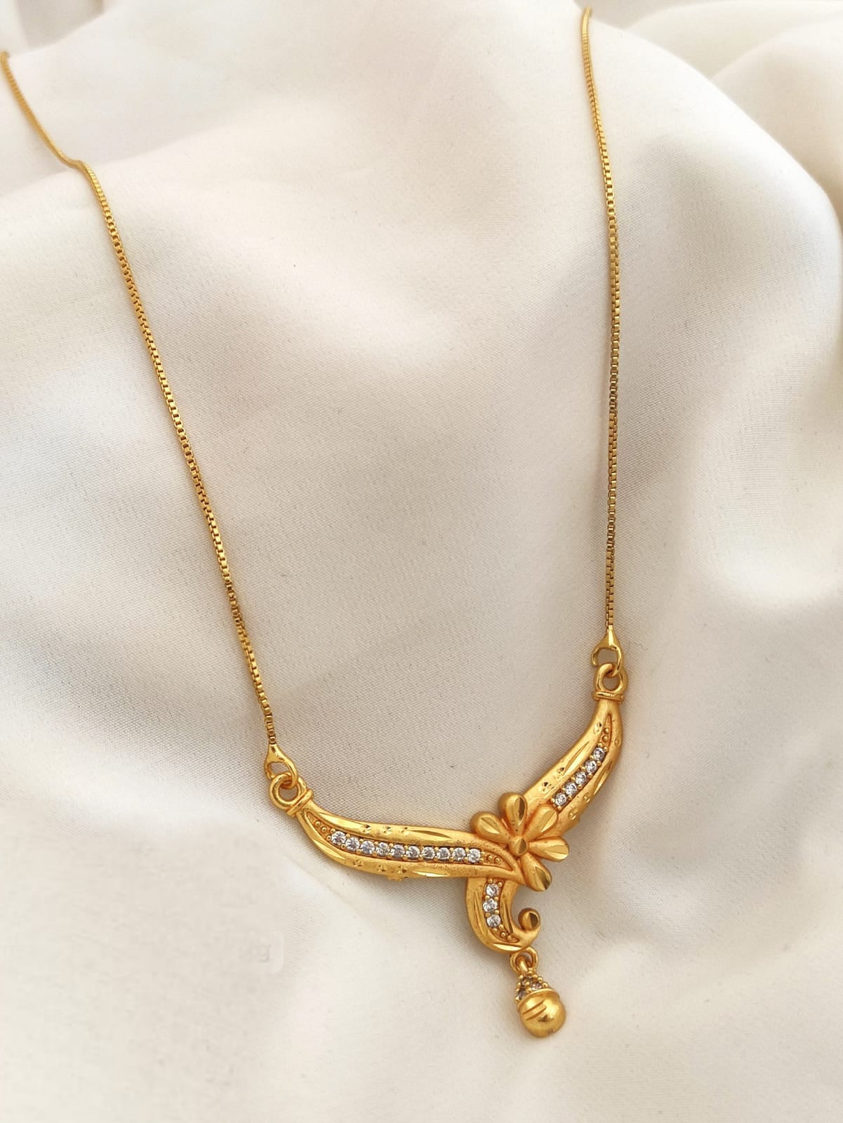 Elegant Fancy Golden Polished Necklace