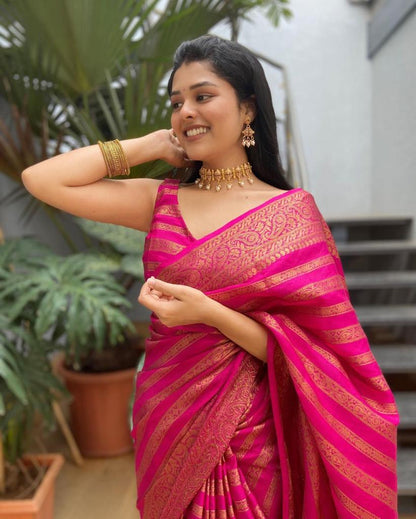 Women Pink Banarasi Soft Silk Saree