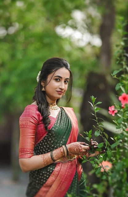 Women Dark Green And Pink Silk Kanjivaram Saree