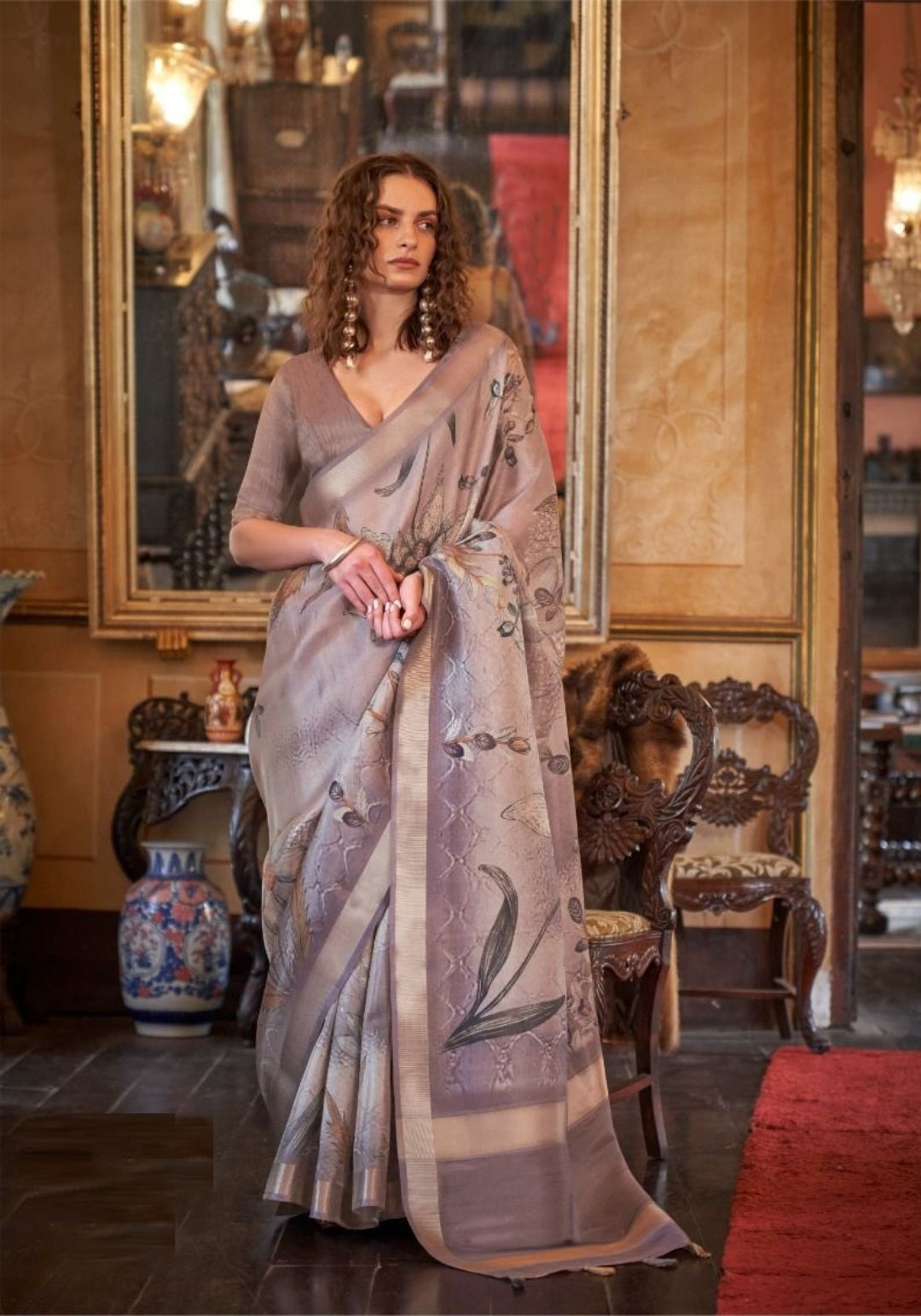 Women Grey Soft Weaving Banarasi Floral Saree