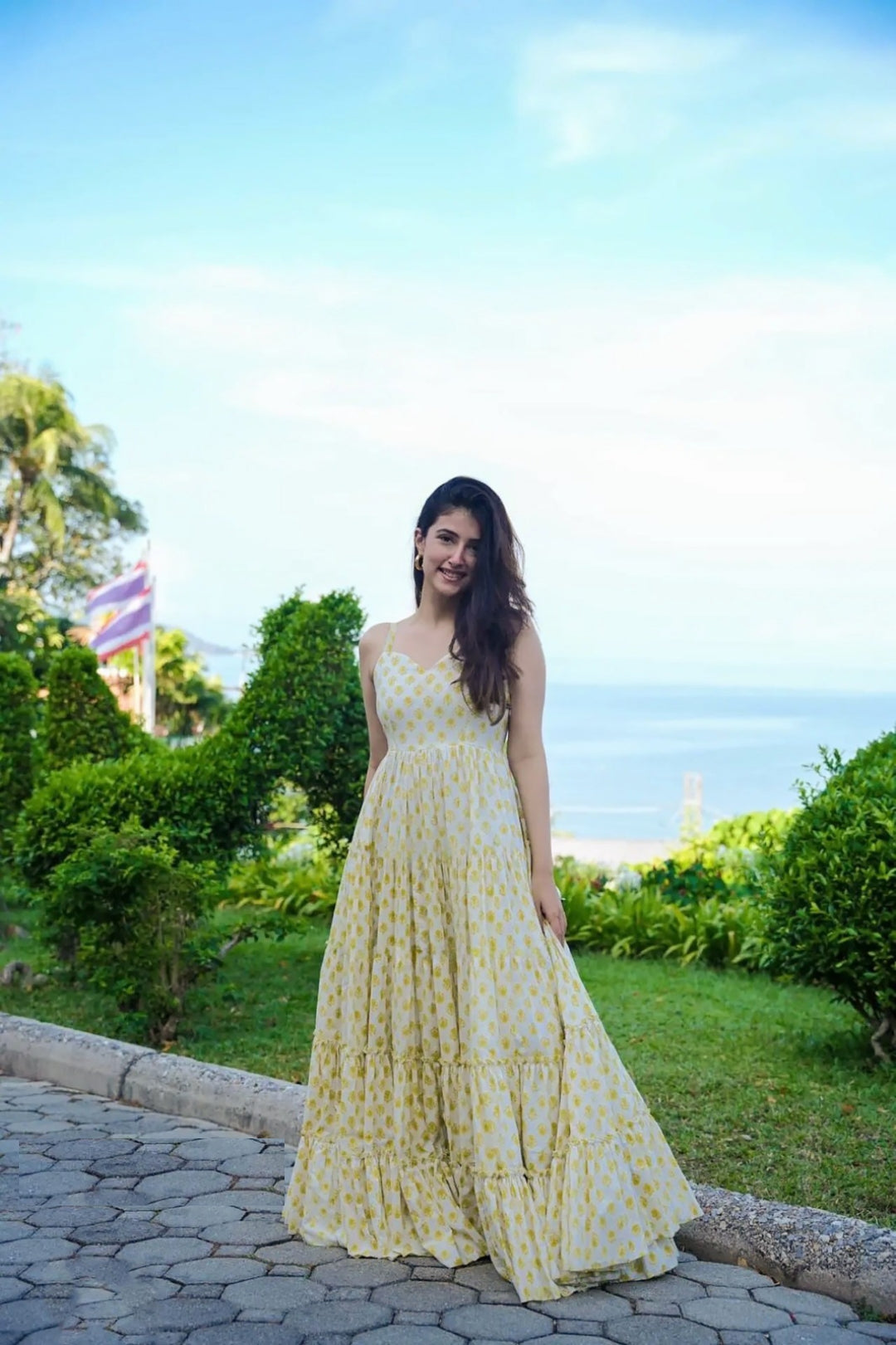 Women Off White Georgette Floor Length Gown