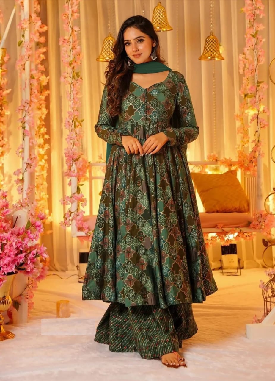 Women Green Muslin With Digital Print Anarkali Suit Set