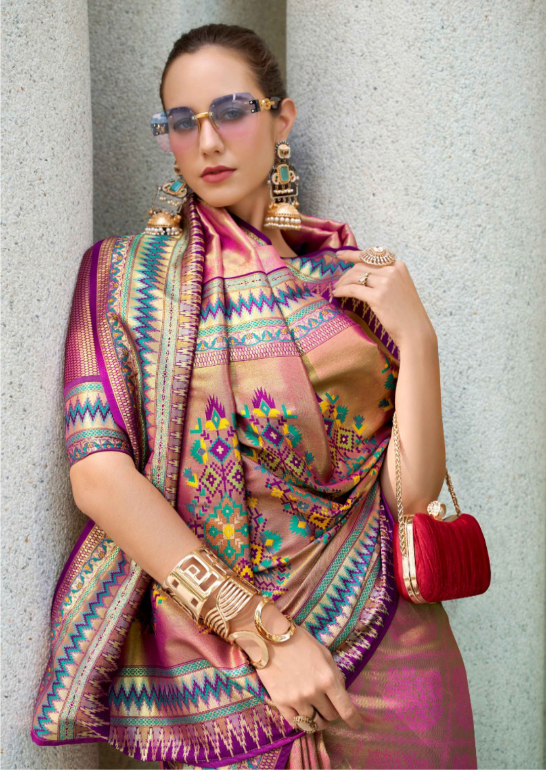 Women Peach Tissue Silk Saree