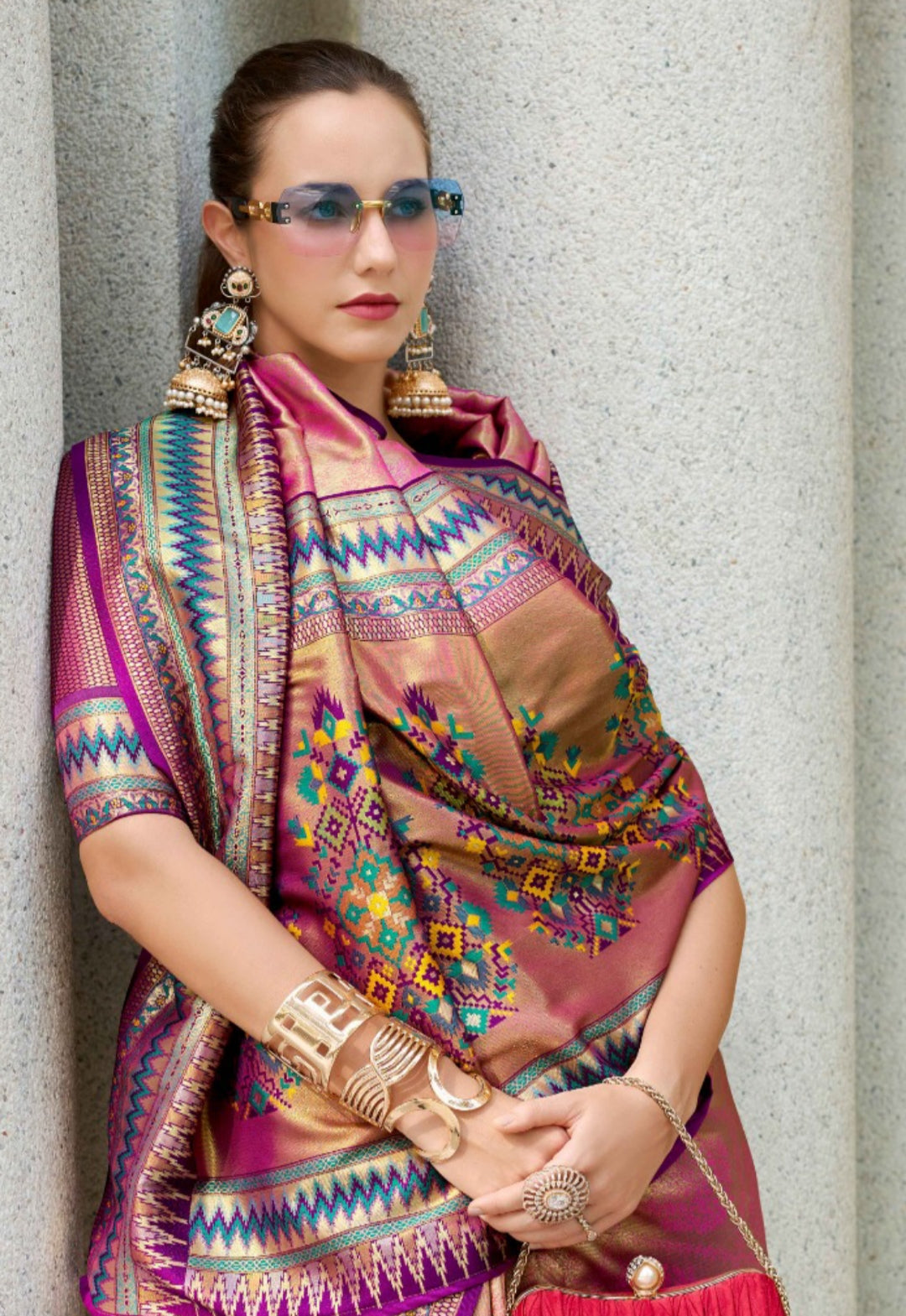Women Peach Tissue Silk Saree