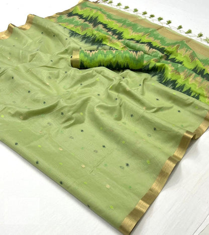 Vivid Light Green Handloom Weaving Silk Saree
