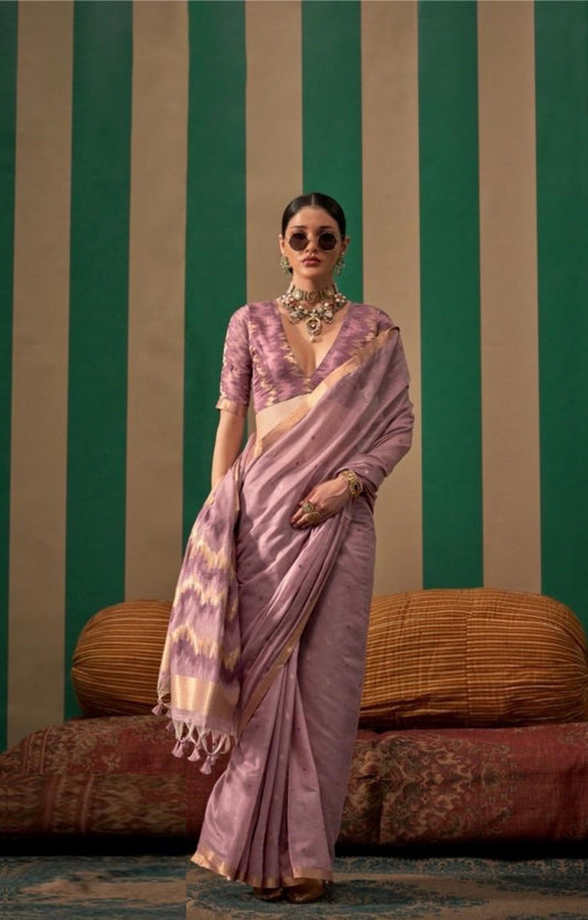 Sculpted Light Purple Handloom Weaving Silk Saree