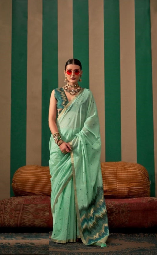 Effortless Sea Green Handloom Weaving Silk Saree