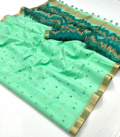 Effortless Sea Green Handloom Weaving Silk Saree