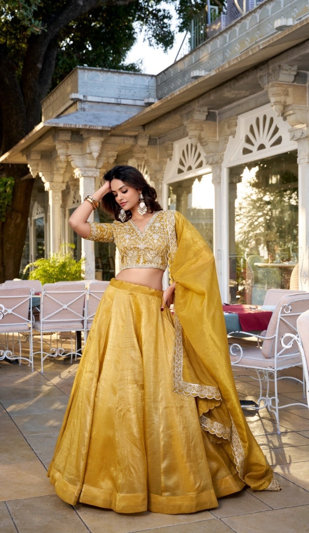 Sculpted Gold Goldie Silk Reception Lehenga