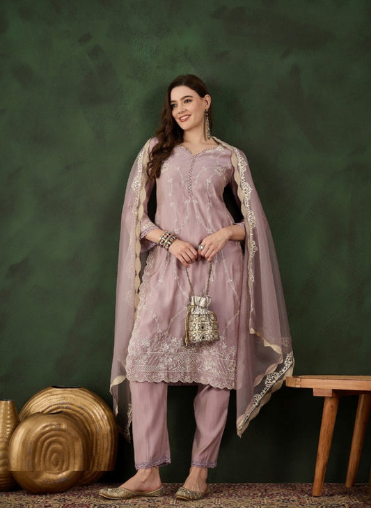 Women Lilac Chanderi Pakistani Suit Set