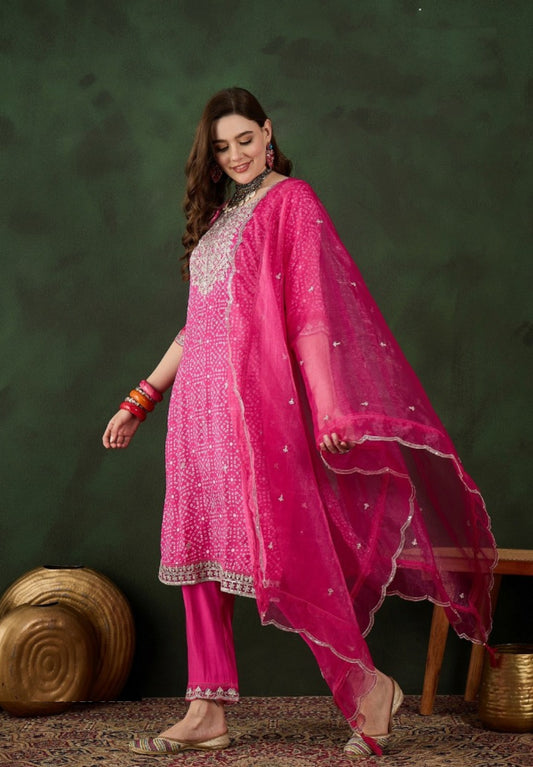 Women Pink Cotton Silk Pakistani Suit Set