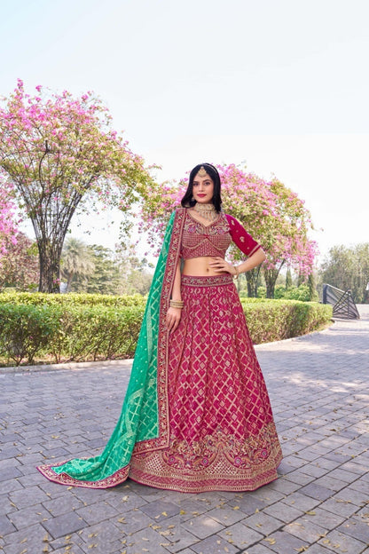 Exquisit Pink Banarasi Silk Traditional Lehenga