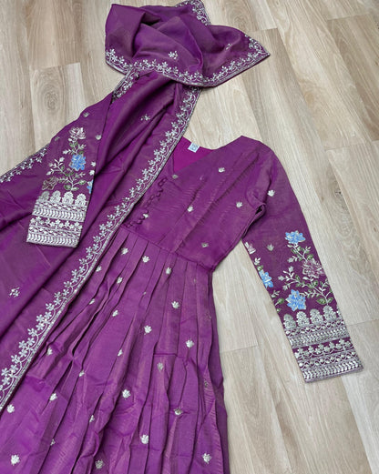 Avant-Garde Purple Viscose Gowns With Dupatta