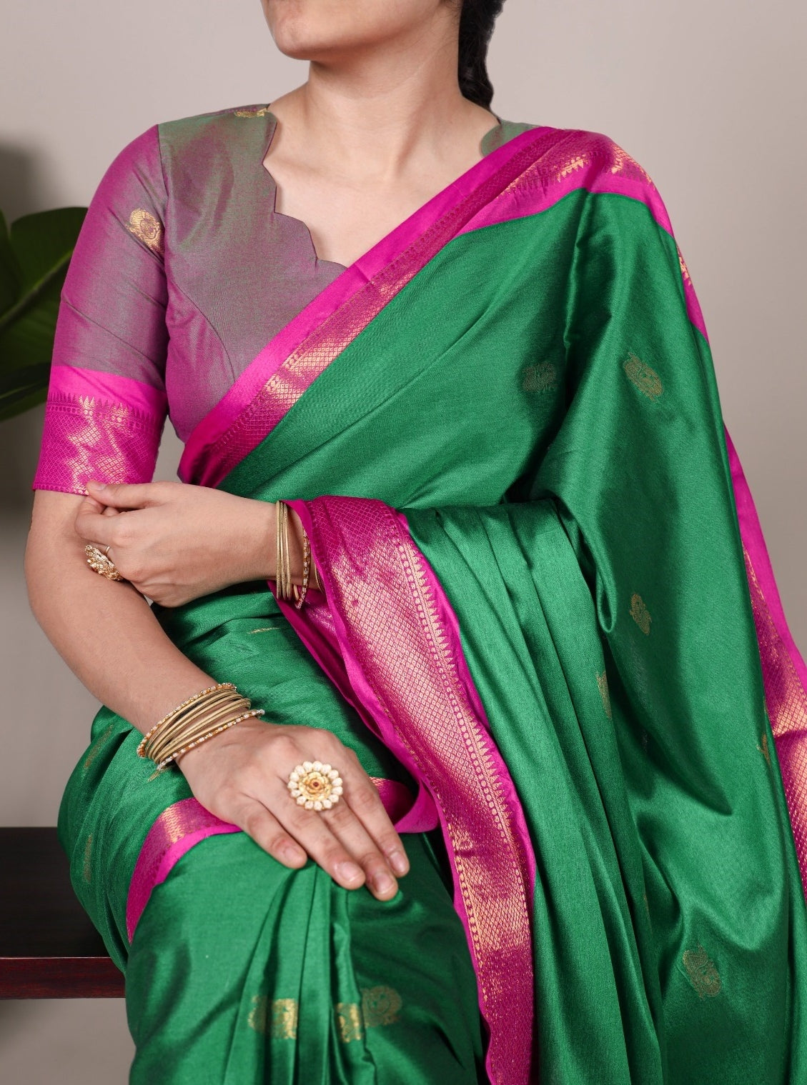 Stylish Green And Pink Cotton Silk Soft Silk Saree
