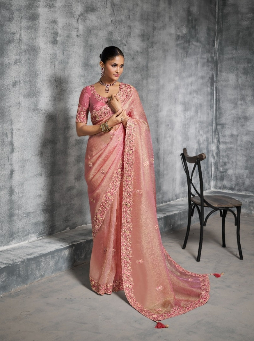 Sculpted Pink Tissue Tissue Saree