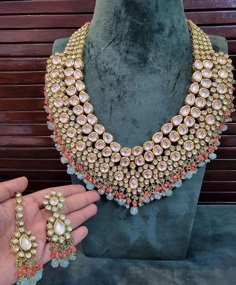Exquisite Kundan Bridal Necklace Set with Earrings
