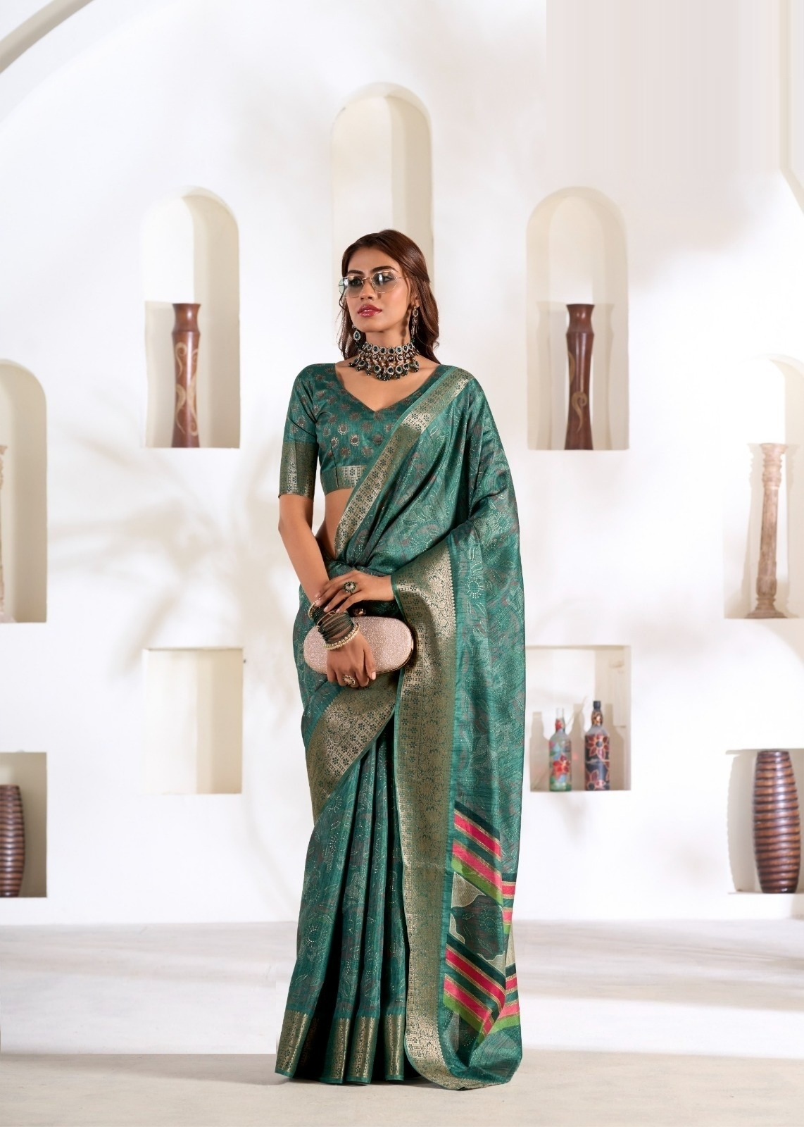 Women Teal Silk Traditional Saree