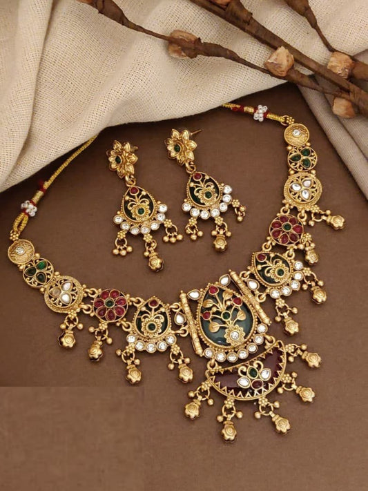 Elegant Antique Gold Plated Choker Jewelry Set For Women